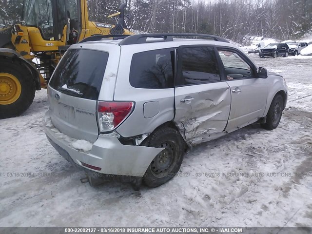 JF2SH6CC0AH705329 - 2010 SUBARU FORESTER 2.5X PREMIUM SILVER photo 4