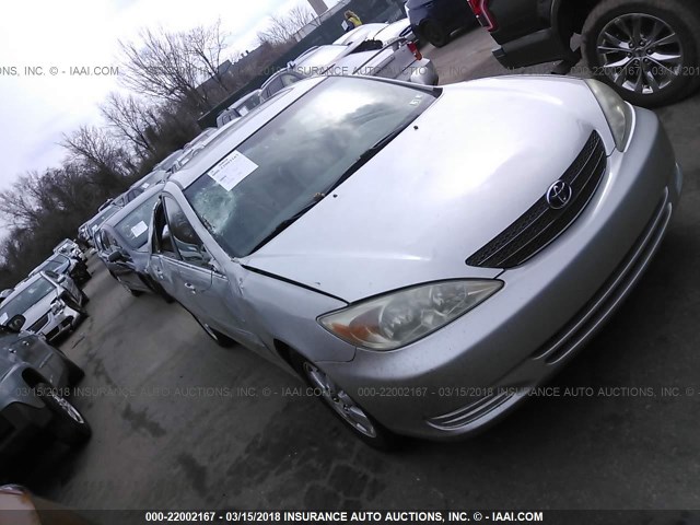 4T1BF30K12U032473 - 2002 TOYOTA CAMRY LE/XLE/SE GRAY photo 1