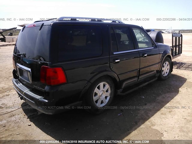 5LMFU28R14LJ23462 - 2004 LINCOLN NAVIGATOR BLACK photo 4