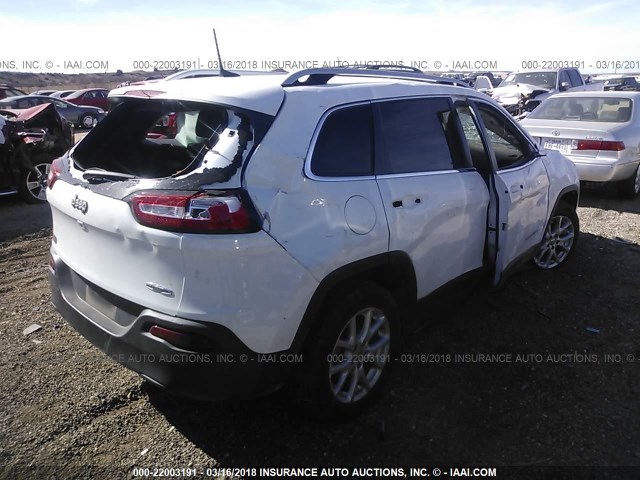 1C4PJLCB2GW222878 - 2016 JEEP CHEROKEE LATITUDE WHITE photo 4