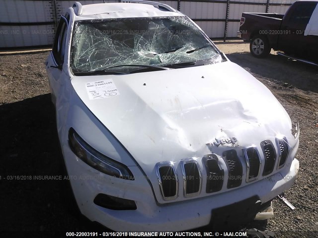 1C4PJLCB2GW222878 - 2016 JEEP CHEROKEE LATITUDE WHITE photo 6