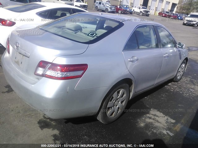 4T4BF3EK0BR177230 - 2011 TOYOTA CAMRY SE/LE/XLE SILVER photo 4