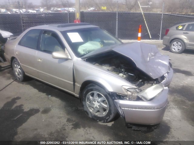 4T1BF22K3XU080216 - 1999 TOYOTA CAMRY LE/XLE GOLD photo 1