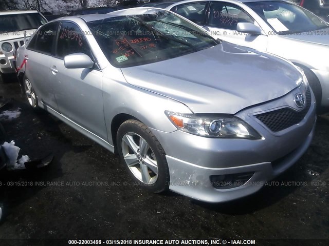 4T1BF3EK9BU230565 - 2011 TOYOTA CAMRY SE/LE/XLE SILVER photo 1