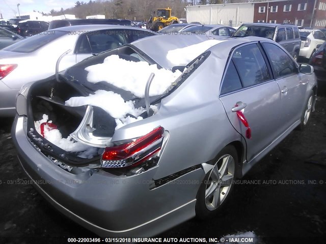 4T1BF3EK9BU230565 - 2011 TOYOTA CAMRY SE/LE/XLE SILVER photo 4