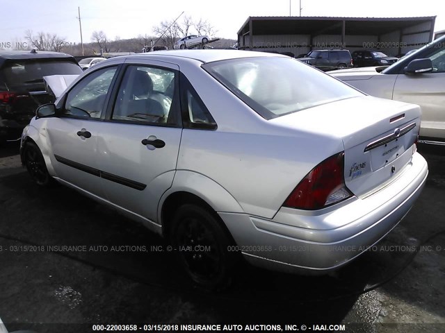 1FAFP33P73W310721 - 2003 FORD FOCUS LX SILVER photo 3