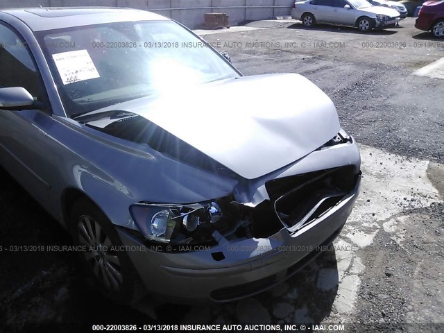 YV1MS382X52066094 - 2005 VOLVO S40 2.4I GRAY photo 6