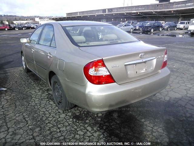 JTDBE32K830177572 - 2003 TOYOTA CAMRY LE/XLE GOLD photo 3