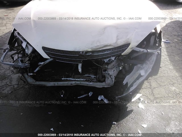 JTDBE32K830177572 - 2003 TOYOTA CAMRY LE/XLE Ոսկեգույն լուսանկար 6