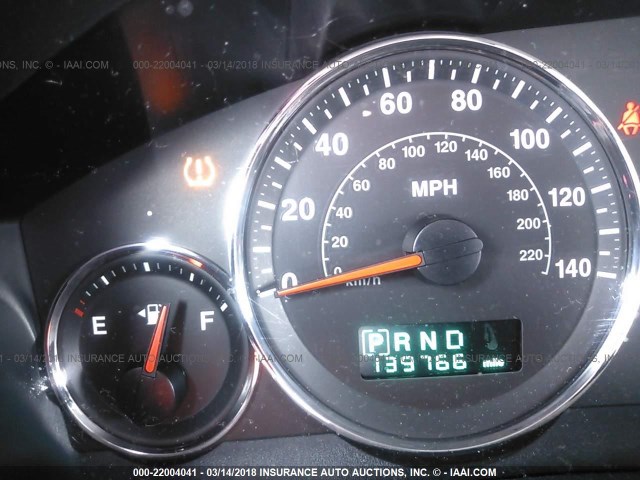 1J8HG48K37C647683 - 2007 JEEP COMMANDER BLACK photo 7