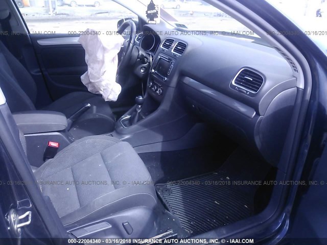 WVWNM7AJ5DW088069 - 2013 VOLKSWAGEN GOLF BLUE photo 5