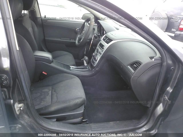 1G1ZC5E05A4162942 - 2010 CHEVROLET MALIBU 1LT 灰色 照片 5