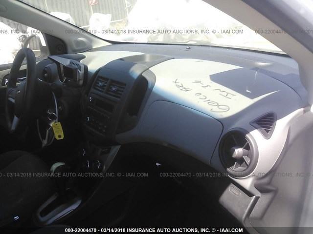 1G1JA6SH9C4163470 - 2012 CHEVROLET SONIC LS 白色 照片 5