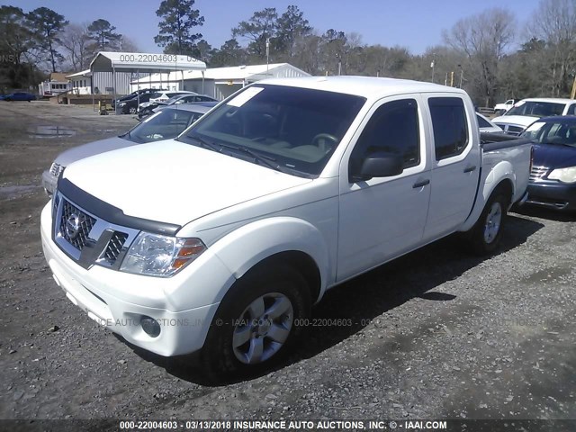 1N6AD0ER0DN723188 - 2013 NISSAN FRONTIER S/SV/SL/PRO-4X WHITE photo 2