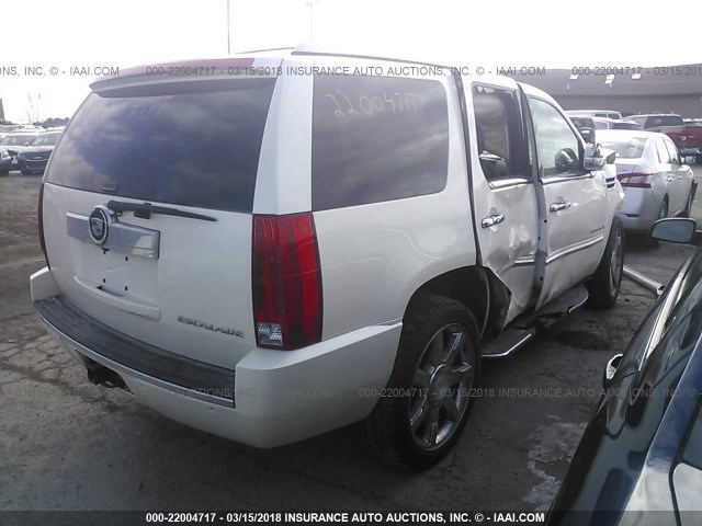 1GYFK63818R245867 - 2008 CADILLAC ESCALADE LUXURY WHITE photo 4