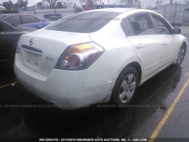 1N4AL21E48C280264 - 2008 NISSAN ALTIMA 2.5/2.5S WHITE photo 4