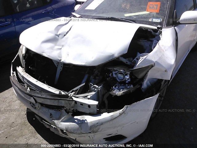 JTKJF5C77B3013167 - 2011 TOYOTA SCION TC 白色 照片 6