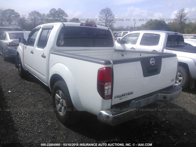 1N6AD0ER6CC465155 - 2012 NISSAN FRONTIER S/SV/SL/PRO-4X WHITE photo 3