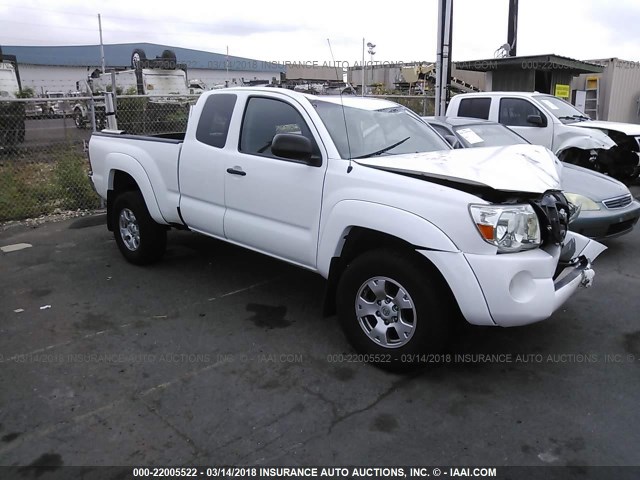 5TETU62N48Z531369 - 2008 TOYOTA TACOMA PRERUNNER ACCESS CAB WHITE photo 1