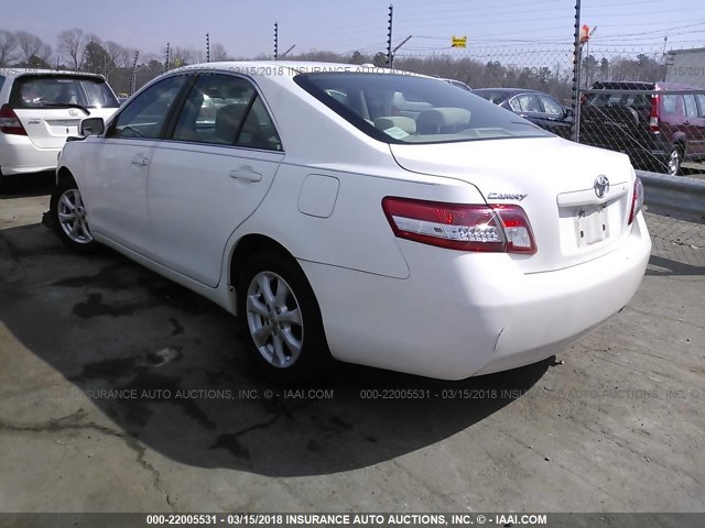 4T4BF3EK5AR055154 - 2010 TOYOTA CAMRY SE/LE/XLE Ақ фото 3