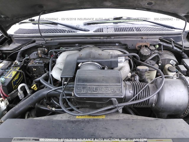 5LMPU28A4XLJ18873 - 1999 LINCOLN NAVIGATOR 黑色 照片 10