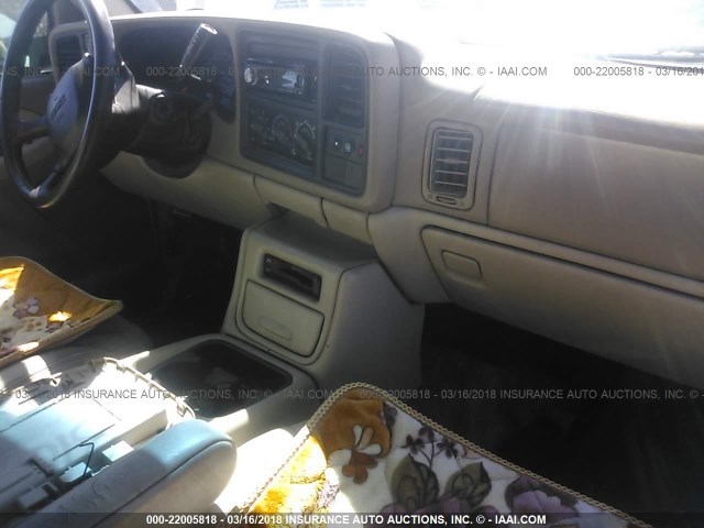 1GKEK13T01J224896 - 2001 GMC YUKON WHITE photo 5