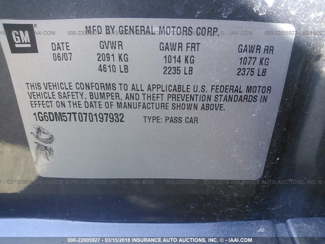 1G6DM57T070197932 - 2007 CADILLAC CTS GRAY photo 8