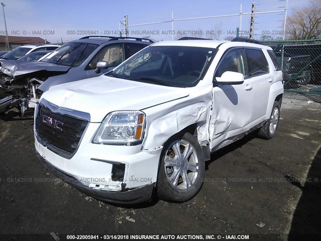 2GKFLTEK1H6292195 - 2017 GMC TERRAIN SLE WHITE photo 2