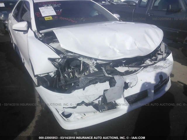 4T1BF1FK1EU452251 - 2014 TOYOTA CAMRY L/SE/LE/XLE თეთრი ფოტო 6