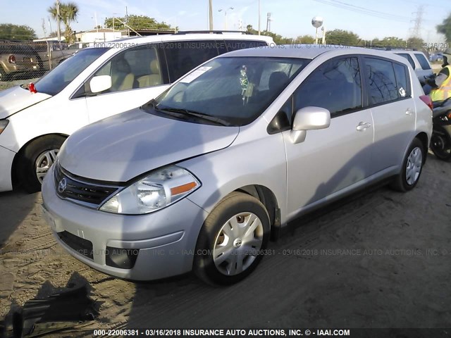 3N1BC1CP0BL384367 - 2011 NISSAN VERSA S/SL SILVER photo 2