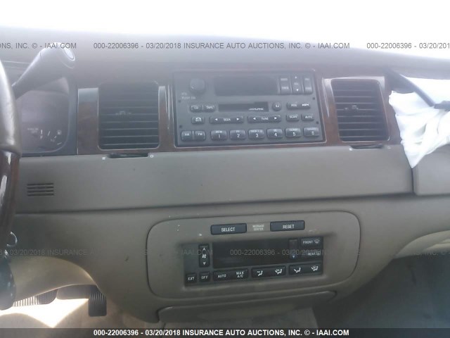 1LNHM82W41Y715370 - 2001 LINCOLN TOWN CAR SIGNATURE TAN photo 6