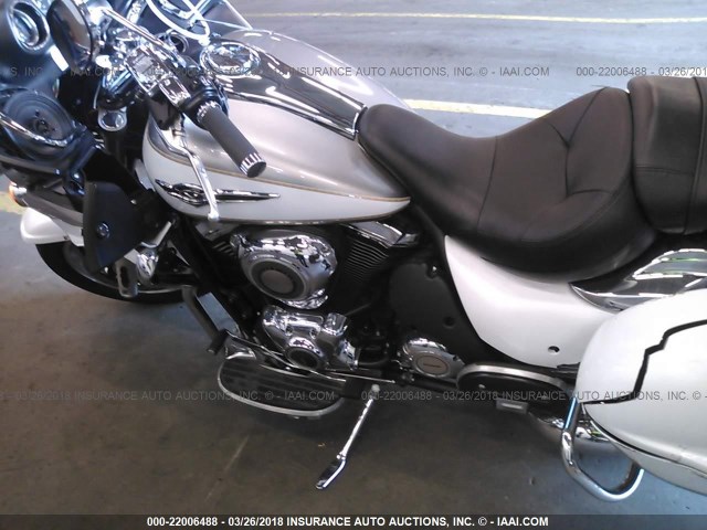 JKBVNRB17DA007213 - 2013 KAWASAKI VN1700 B WHITE photo 9