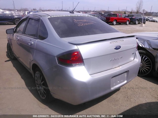 1FAHP3GN9BW178707 - 2011 FORD FOCUS SES SILVER photo 3