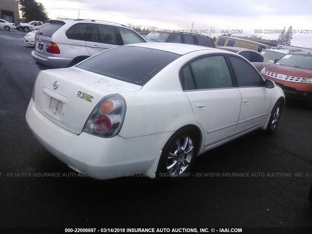 1N4AL11D42C246284 - 2002 NISSAN ALTIMA S/SL WHITE photo 4