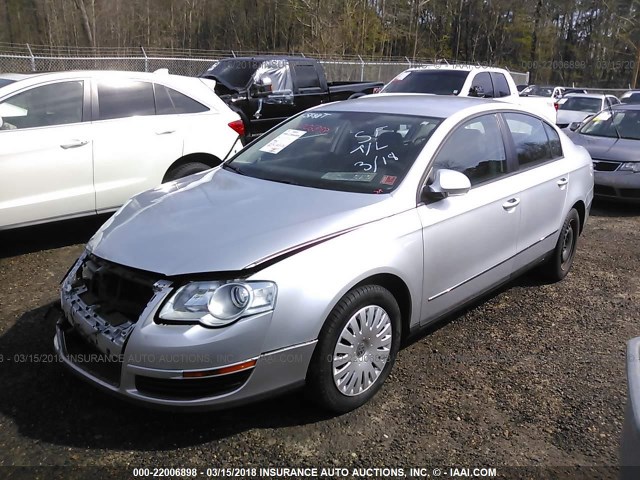 WVWJK73CX7P067025 - 2007 VOLKSWAGEN PASSAT SILVER photo 2