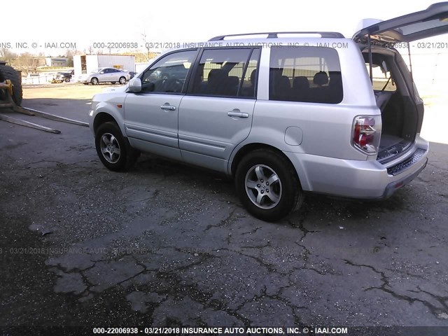 5FNYF28308B029877 - 2008 HONDA PILOT SE SILVER photo 3