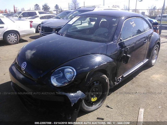 3VWF17AT4FM656777 - 2015 VOLKSWAGEN BEETLE 1.8T 黑色 照片 2