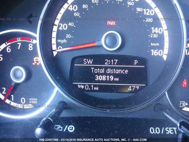 3VWF17AT4FM656777 - 2015 VOLKSWAGEN BEETLE 1.8T 黑色 照片 7