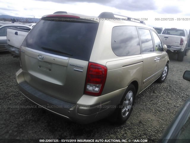 KNDMC233786048579 - 2008 HYUNDAI ENTOURAGE GLS/SE/LIMITED GOLD photo 4