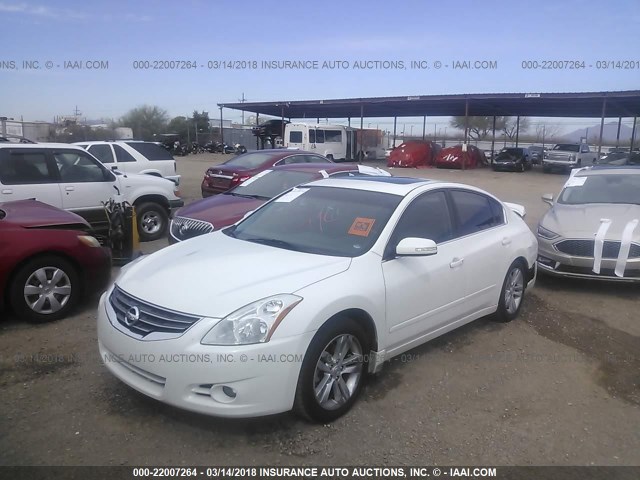 1N4BL2AP1AN415846 - 2010 NISSAN ALTIMA SR WHITE photo 2