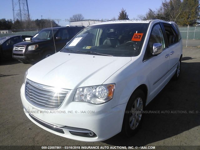 2C4RC1BG8ER157996 - 2014 CHRYSLER TOWN & COUNTRY TOURING WHITE photo 2