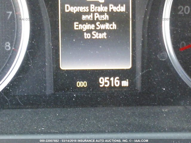 4T1BF1FK9HU341533 - 2017 TOYOTA CAMRY LE/XLE/SE/XSE ნაცრისფერი ფოტო 7