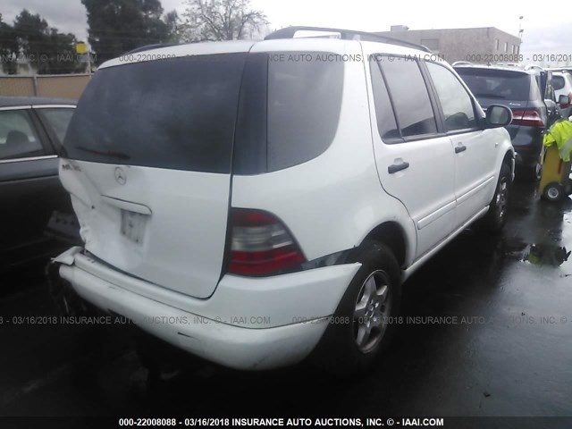 4JGAB54E5YA164444 - 2000 MERCEDES-BENZ ML 320 Ağ foto 4