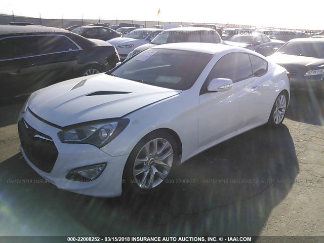 KMHHU6KJ0EU115631 - 2014 HYUNDAI GENESIS COUPE 3.8L WHITE photo 2