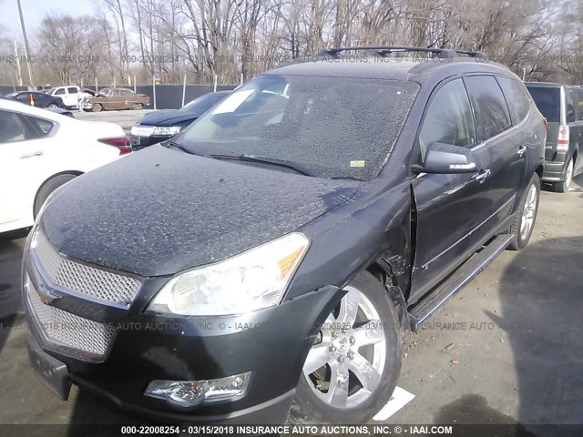 1GNEV33D89S110469 - 2009 CHEVROLET TRAVERSE LTZ GRAY photo 2