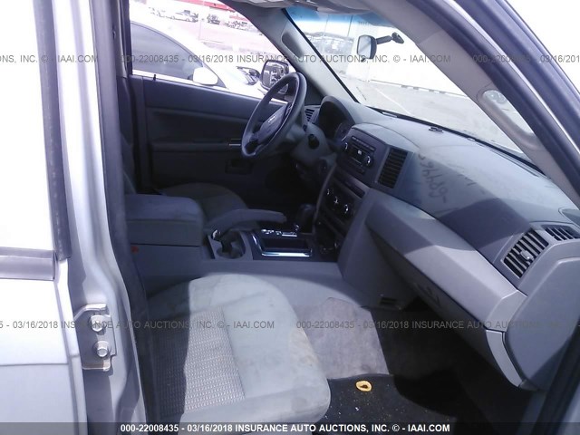 1J8GS48KX7C684465 - 2007 JEEP GRAND CHEROKEE LAREDO/COLUMBIA/FREEDOM 灰色 照片 5