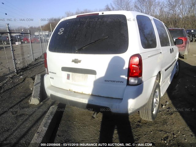 1GBDV13WX8D212096 - 2008 CHEVROLET UPLANDER INCOMPLETE 白色 照片 4