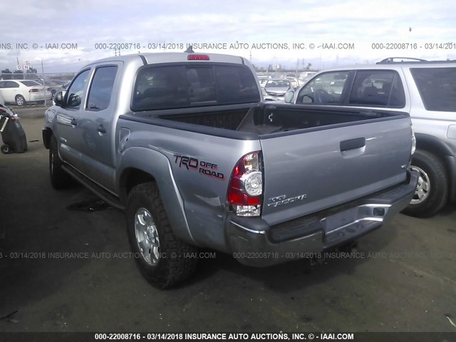 5TFLU4EN8FX129925 - 2015 TOYOTA TACOMA DOUBLE CAB/TRD PRO SILVER photo 3