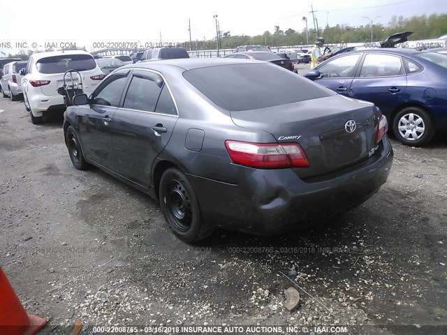 4T4BE46K57R005483 - 2007 TOYOTA CAMRY NEW GENERAT CE/LE/XLE/SE GRAY photo 3