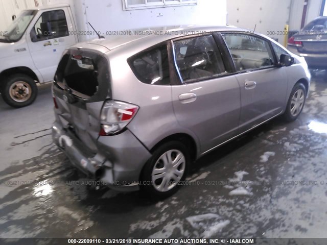 JHMGE8H24AS023502 - 2010 HONDA FIT SILVER photo 4